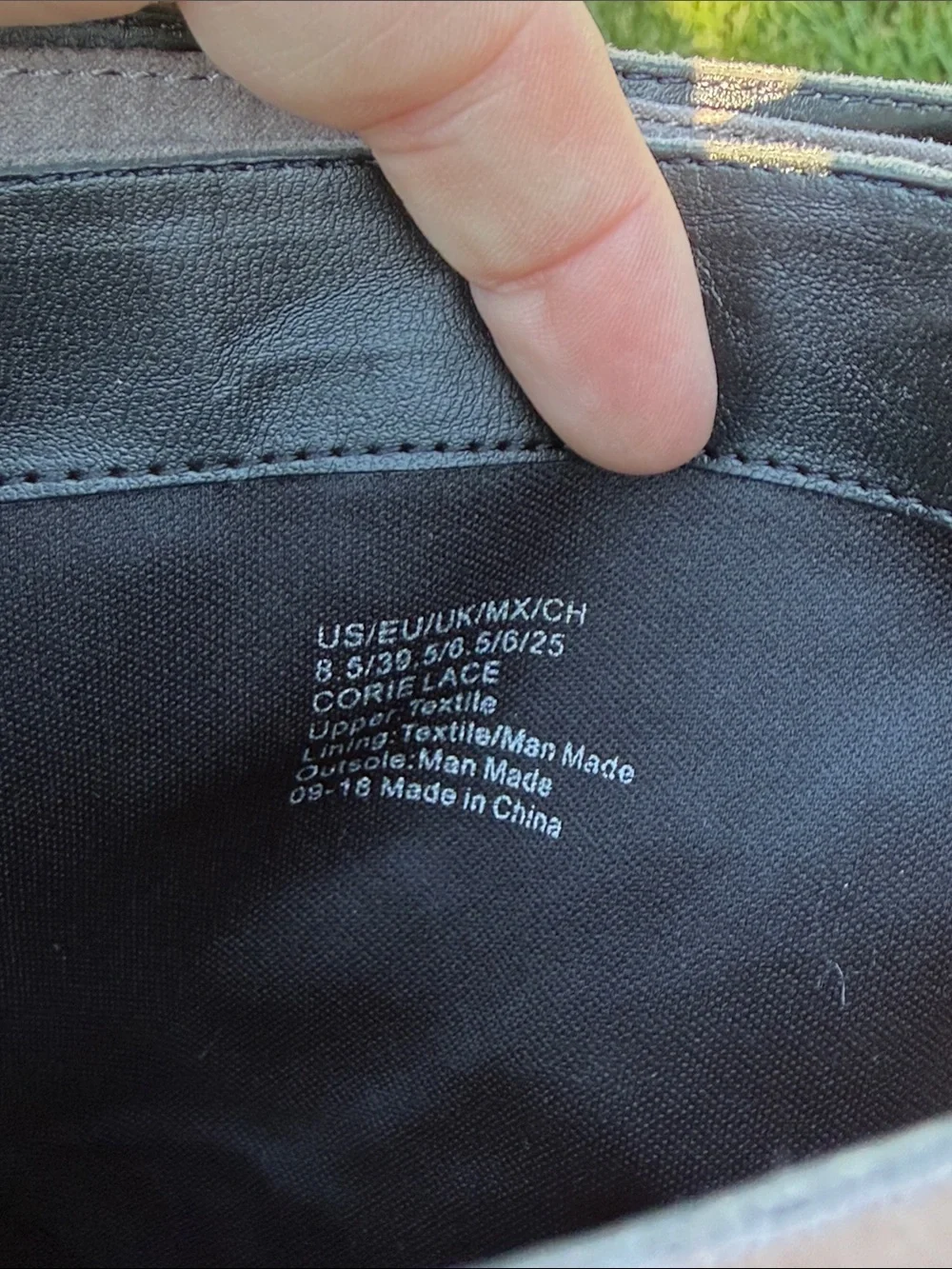 Reaction Kenneth Cole Dark Gray Leather Bootie
